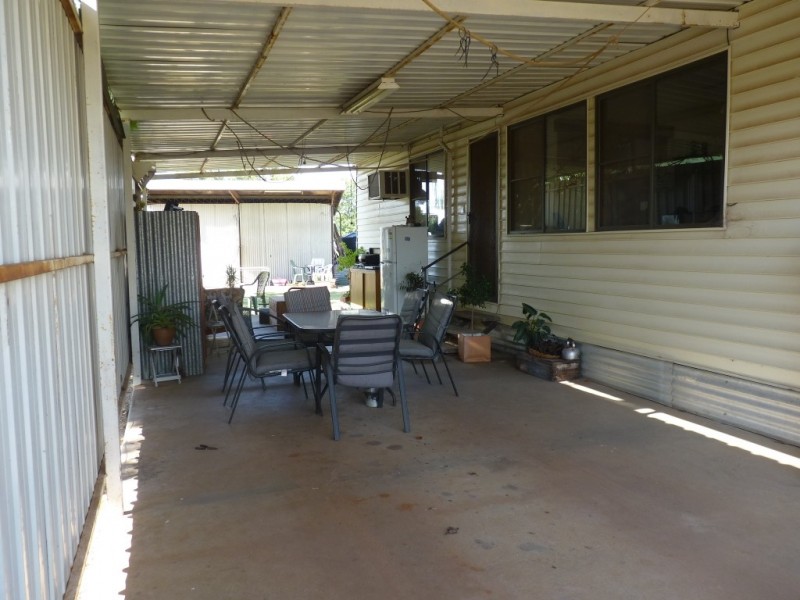 27 Kenny Lane, St George QLD 4487