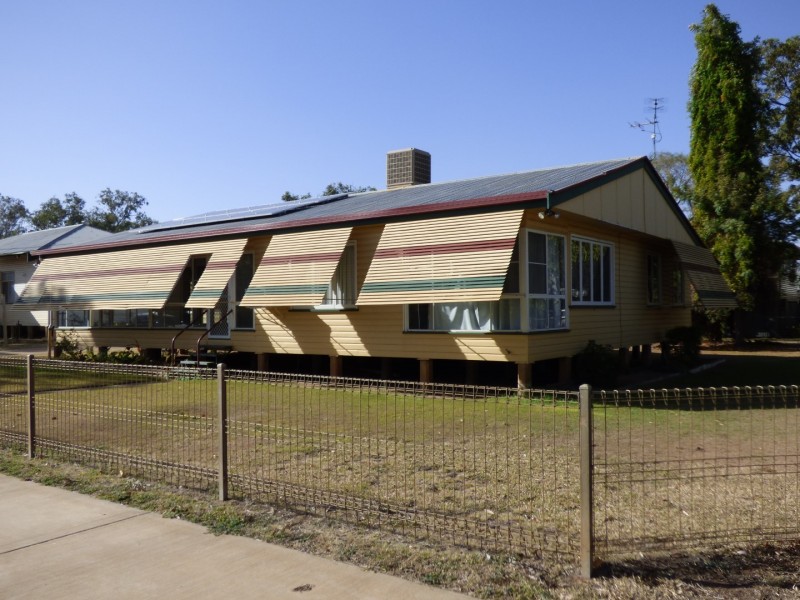 5 Church Street, St George QLD 4487