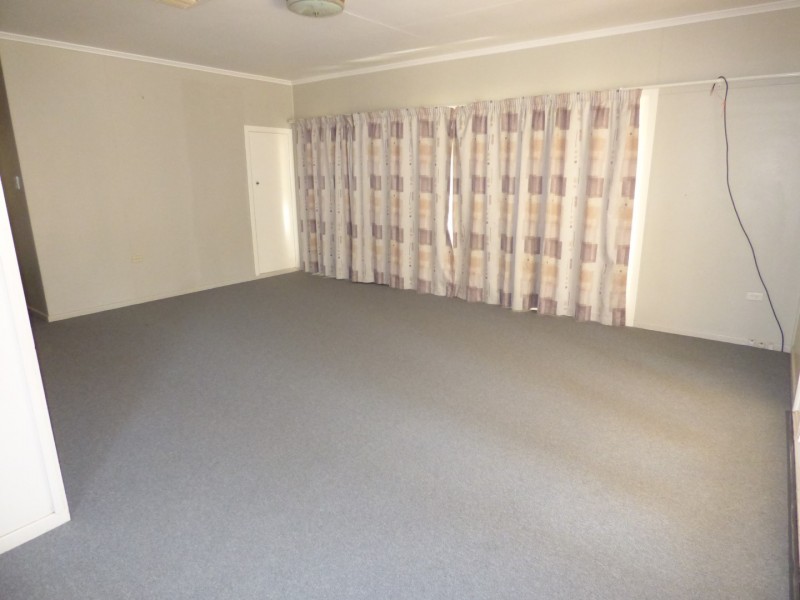 5 Church Street, St George QLD 4487