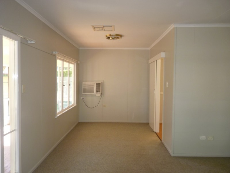 5 Church Street, St George QLD 4487