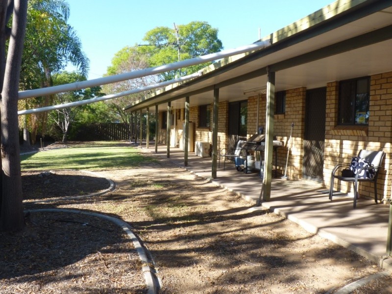 77 Alfred Street, St George QLD 4487