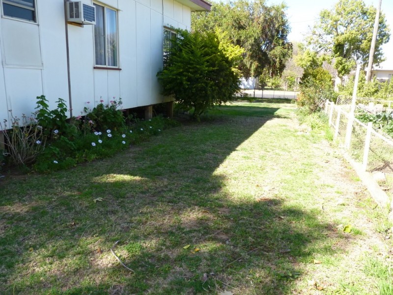 33 Alfred Street, St George QLD 4487