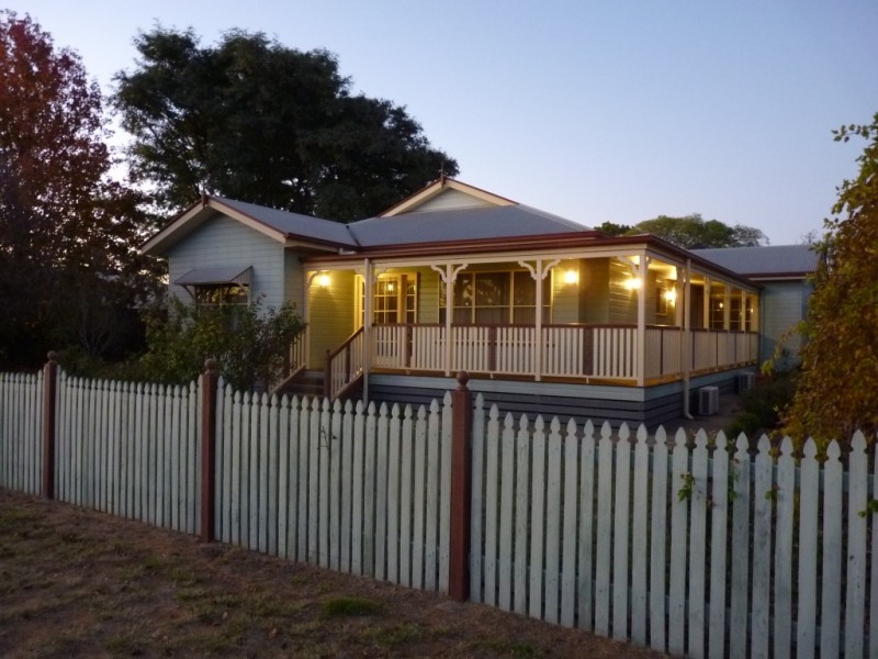 15-17 Weatherall Street, St George QLD 4487