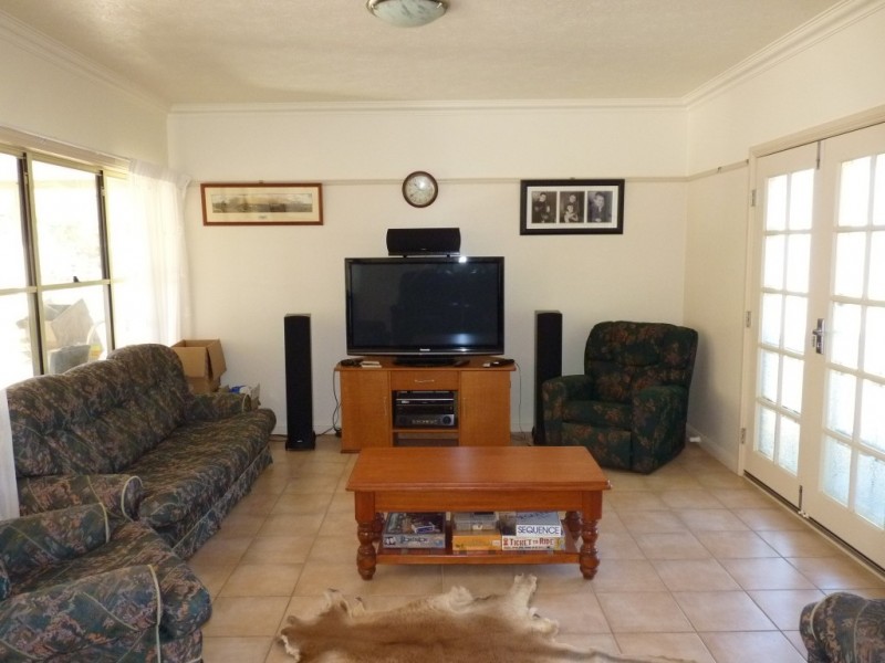 15-17 Weatherall Street, St George QLD 4487