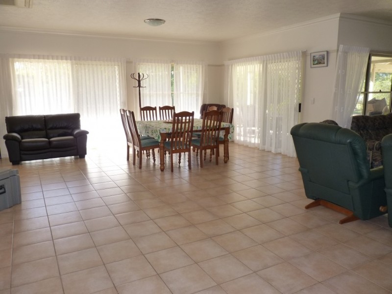 15-17 Weatherall Street, St George QLD 4487