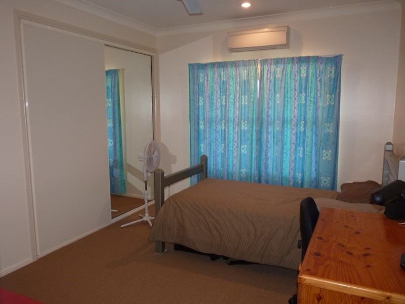 15-17 Weatherall Street, St George QLD 4487