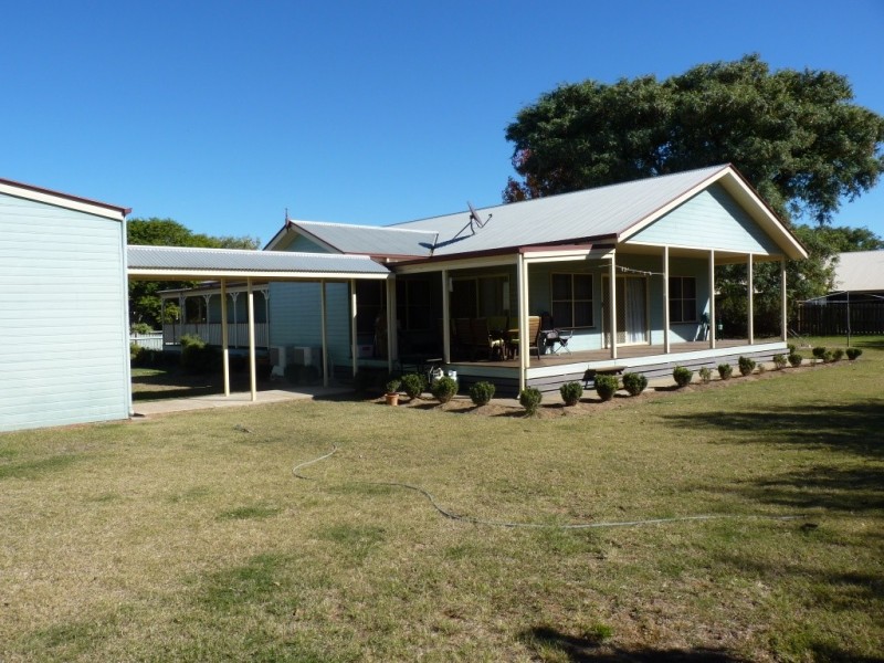 15-17 Weatherall Street, St George QLD 4487