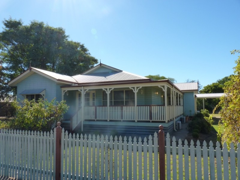 15-17 Weatherall Street, St George QLD 4487