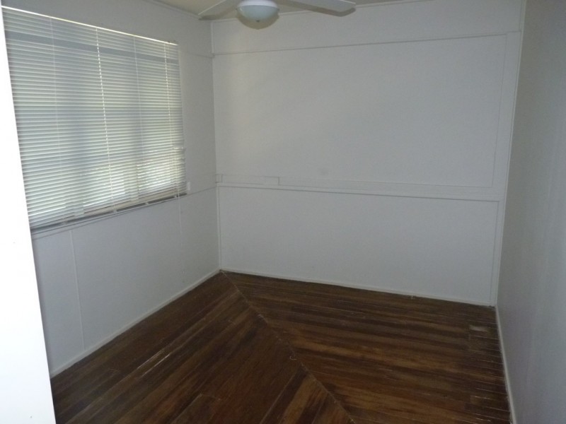 69 Scott Street, St George QLD 4487