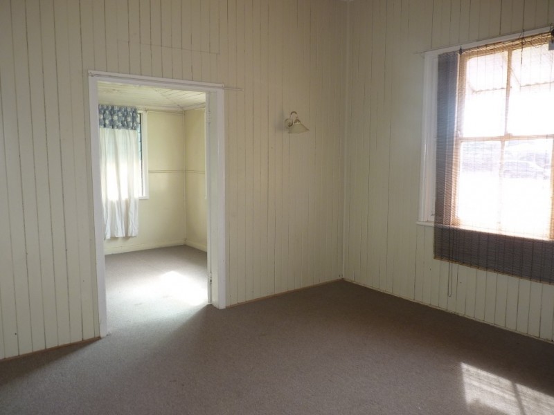 52 Grey Street, St George QLD 4487