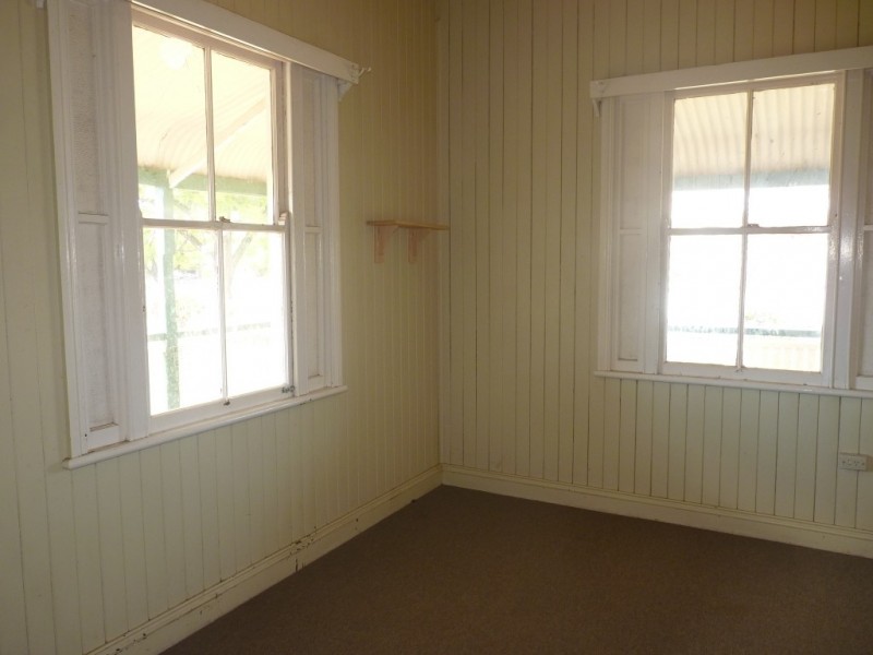 52 Grey Street, St George QLD 4487