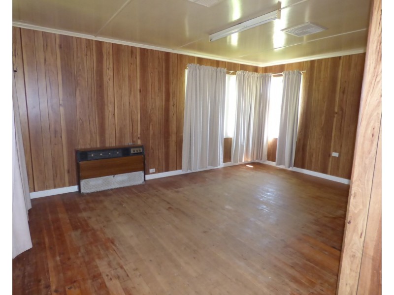 26 Marie Street, St George QLD 4487