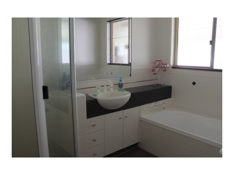 86 Alfred Street, St George QLD 4487