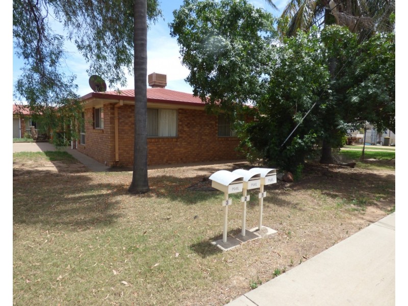 Unit 1, 11-13 Alfred Street, St George QLD 4487