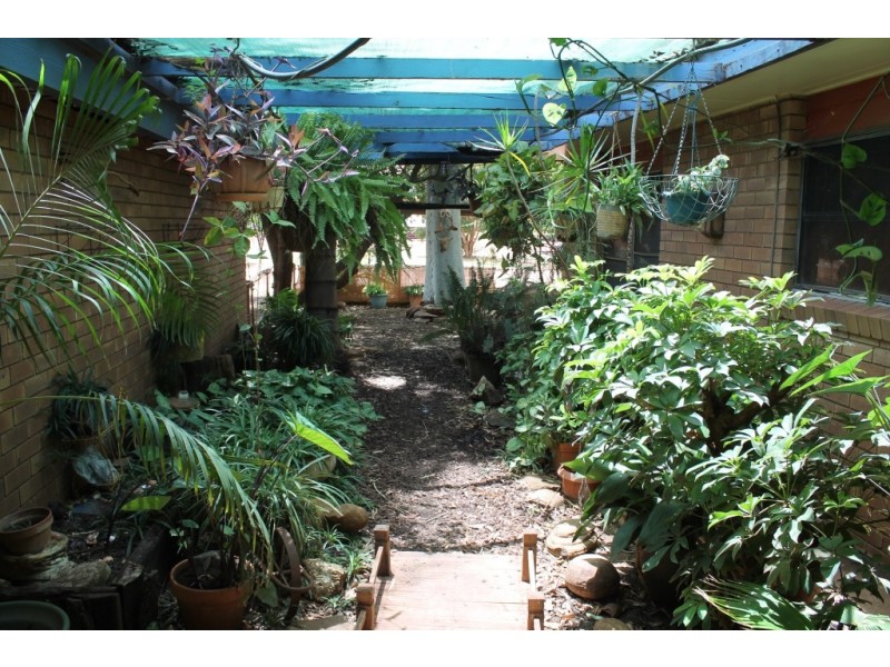 207-211 Grey Street, St George QLD 4487