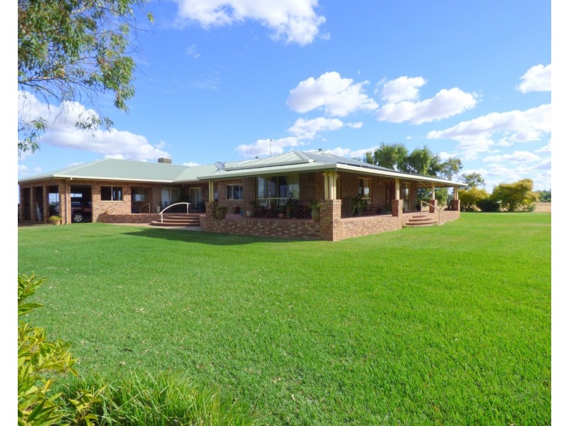 12182 Carnarvon Highway, St George QLD 4487