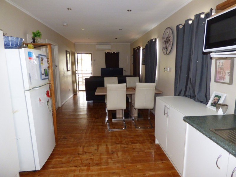 6 Boronia Avenue, St George QLD 4487