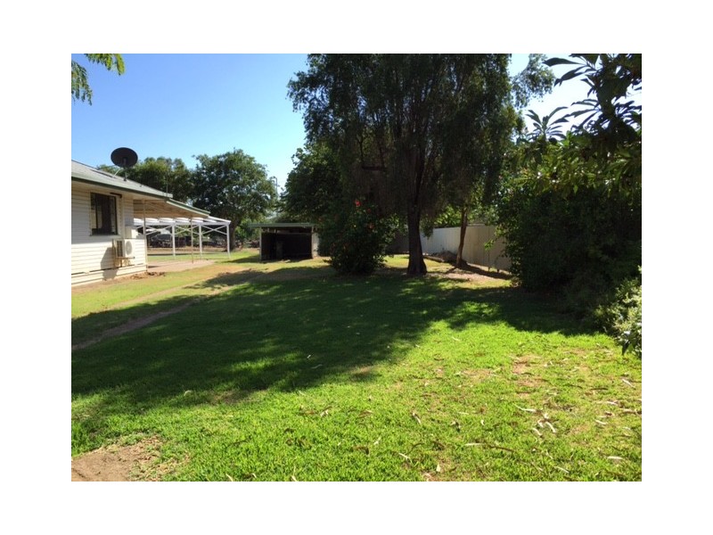 9 Murchison Street, St George QLD 4487