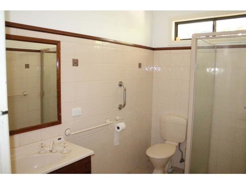 9 Murchison Street, St George QLD 4487