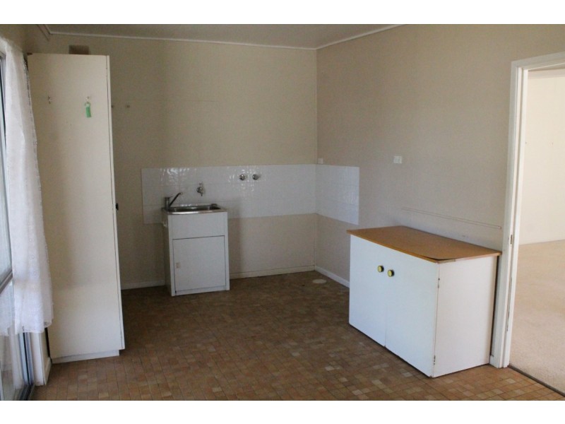 9 Murchison Street, St George QLD 4487