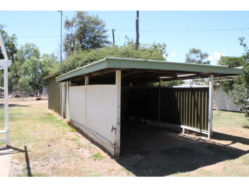 9 Murchison Street, St George QLD 4487