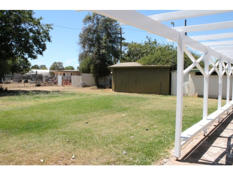 9 Murchison Street, St George QLD 4487