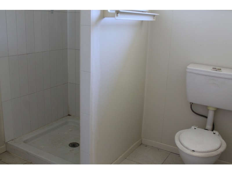 1 Moore Street, Dirranbandi QLD 4486