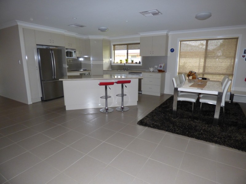 4 Aldridge Street, St George QLD 4487