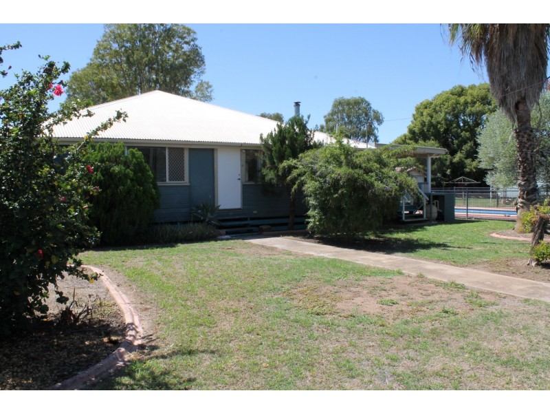 43 Barlee Street, St George QLD 4487