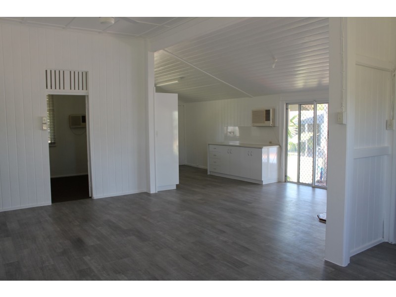 43 Barlee Street, St George QLD 4487