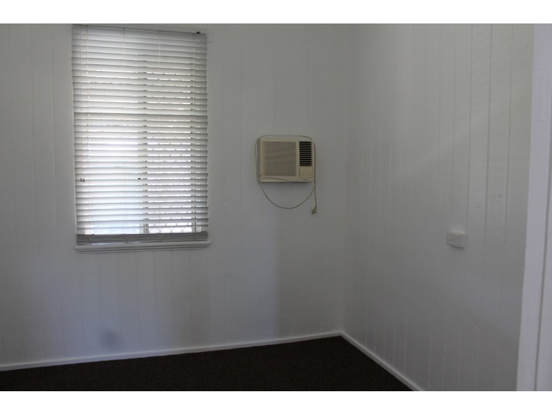 43 Barlee Street, St George QLD 4487