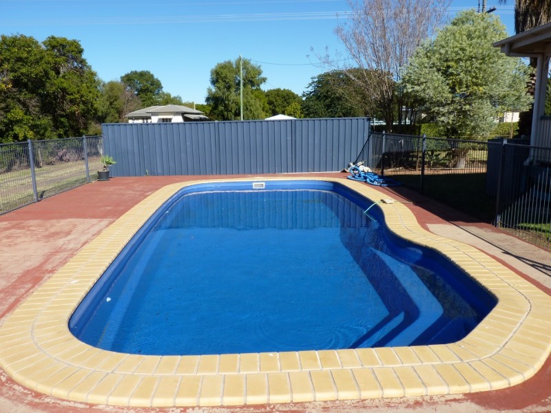 43 Barlee Street, St George QLD 4487