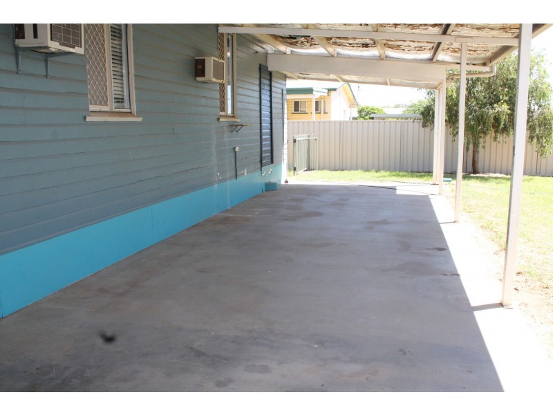 43 Barlee Street, St George QLD 4487