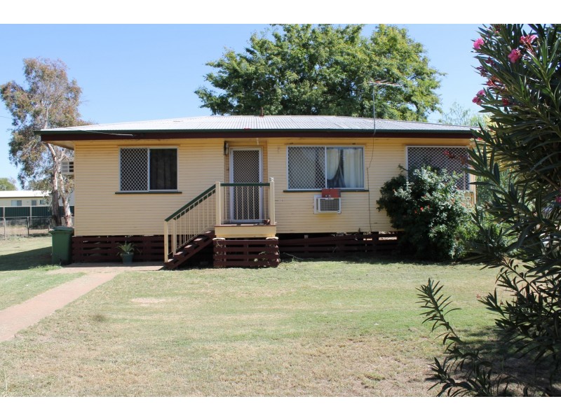 11 Margaret Street, St George QLD 4487