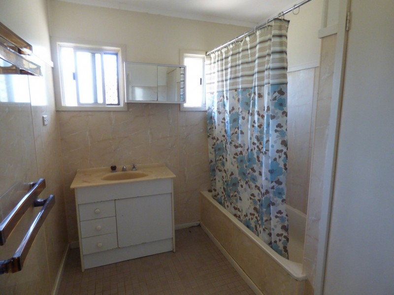 35 Kenny Lane, St George QLD 4487