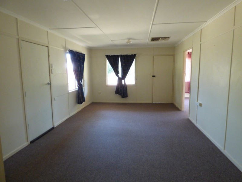 35 Kenny Lane, St George QLD 4487