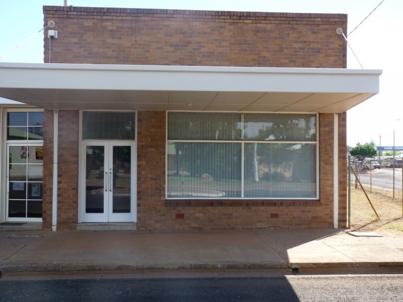 2/11 Grey Street, St George QLD 4487