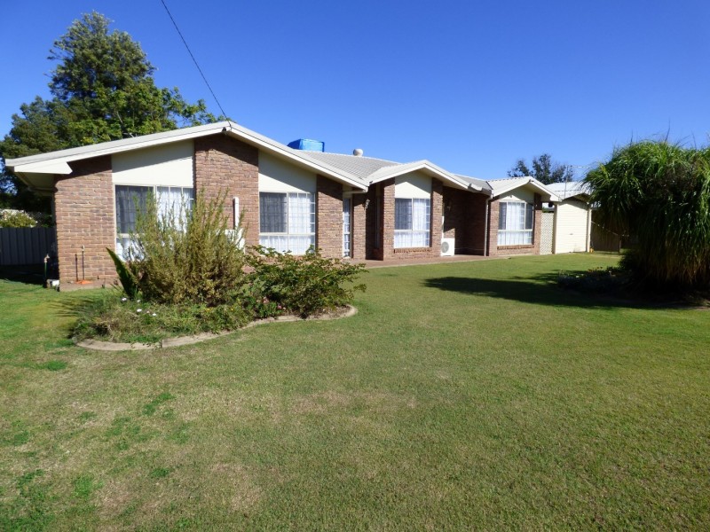 16 Cutler Court, St George QLD 4487