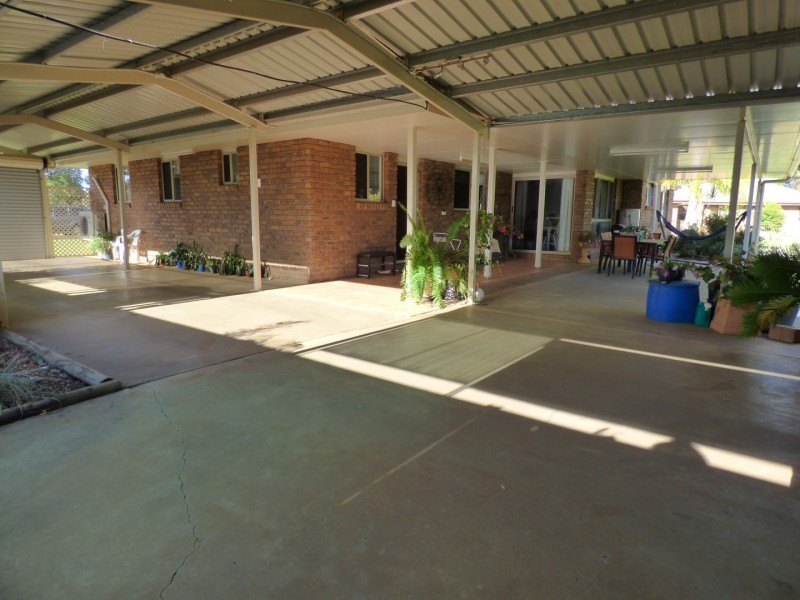 16 Cutler Court, St George QLD 4487