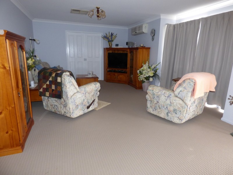 16 Cutler Court, St George QLD 4487