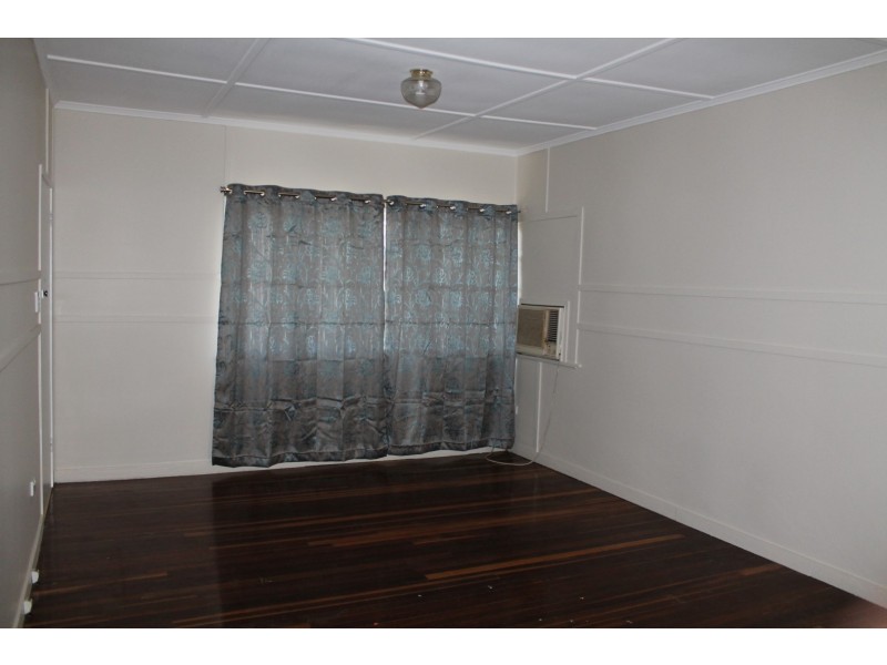 51 Roe Street, St George QLD 4487