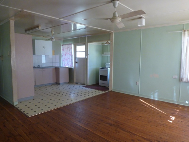 49 Church Street, St George QLD 4487