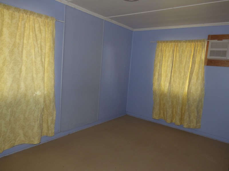 49 Church Street, St George QLD 4487