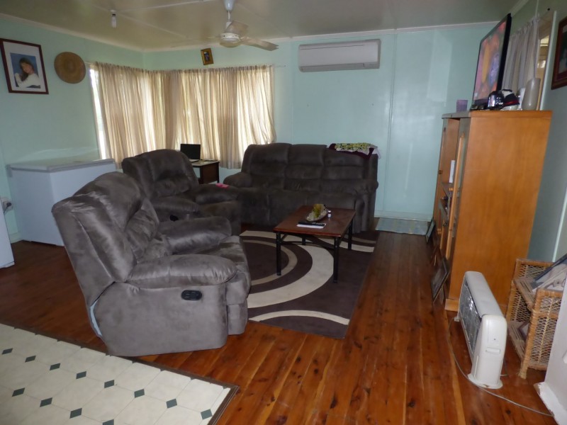 49 Church Street, St George QLD 4487