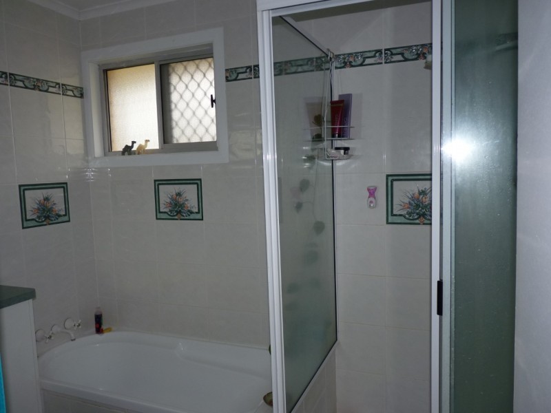 3 McDonnell Avenue, St George QLD 4487