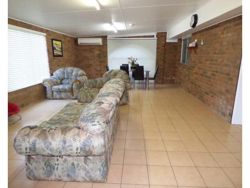 188 Victoria Street, St George QLD 4487