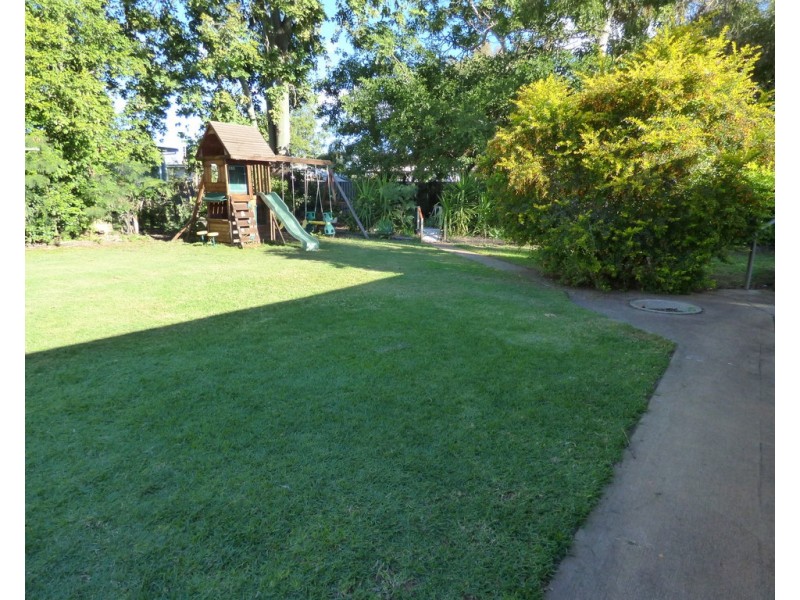 188 Victoria Street, St George QLD 4487