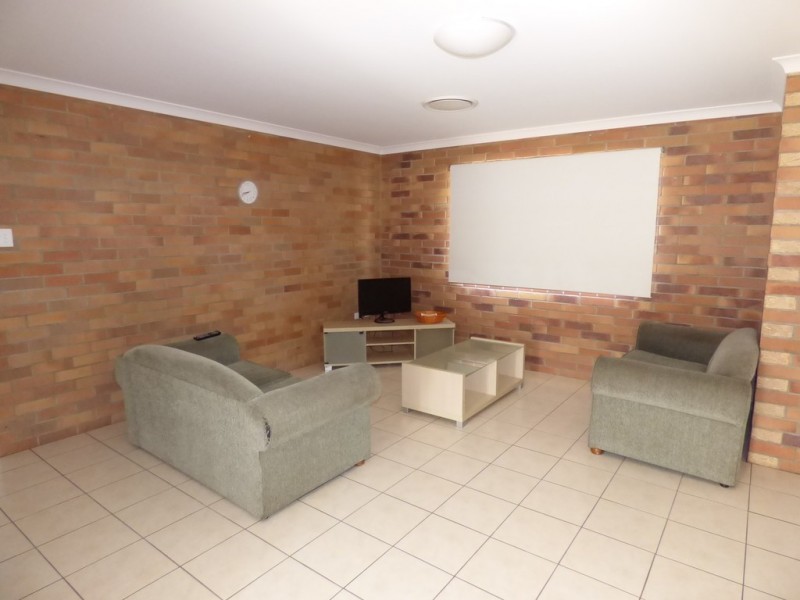 Unit 3, 2 Taylor Street, St George QLD 4487