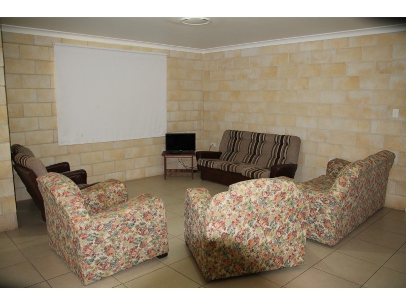 Unit 2, 1 Taylor Street, St George QLD 4487