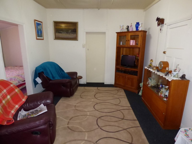 46 Moore Street, Dirranbandi QLD 4486